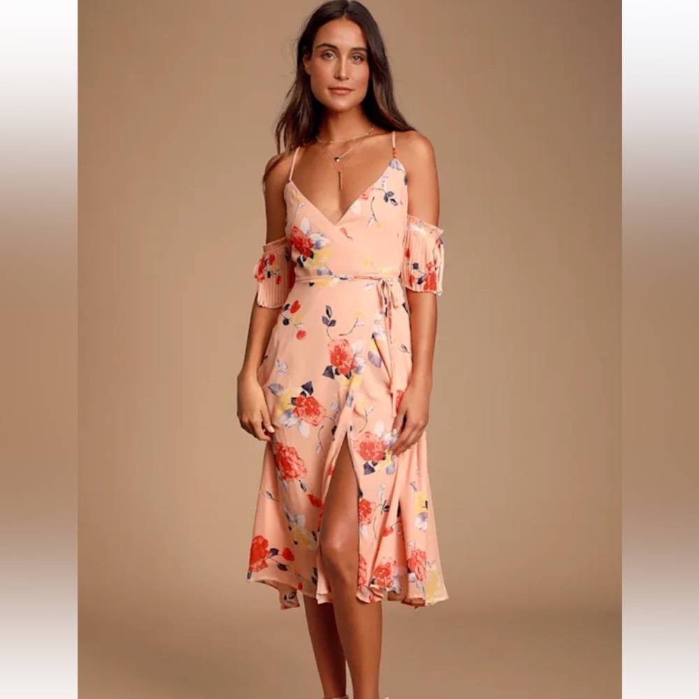 NWOT lulus dress